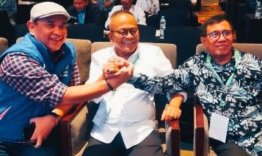 THE THREE MUSKETEERS DI KONGRES PWI PUSAT