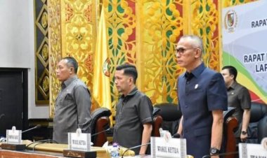 Rapat Paripurna Pandangan Umum Fraksi Terhadap LKPJ Pemerintah Kota Pekanbaru Tahun 2023