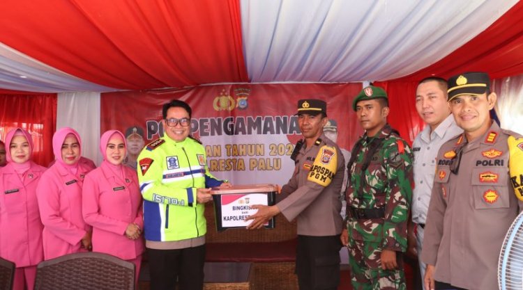 Beri Semangat, Kapolresta Palu Kombes Barliansyah Kunjungi Pos Pengamanan Lebaran 2024