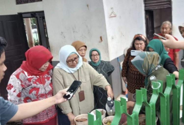 Kolaborasi Pengelolaan Limbah Organik Dengan Teknologi Masaro Di Rawajati Jakarta