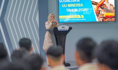 Karmila Sari Sosialisasi UU Minerba Di Kampus Politeknik Caltex Riau