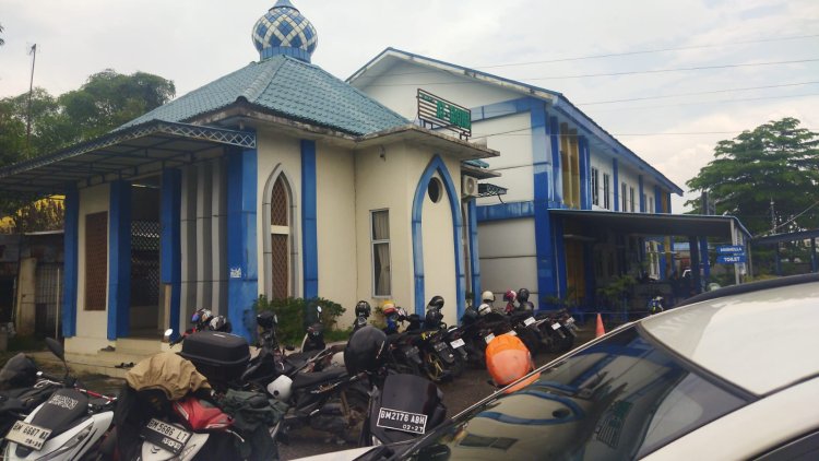 Mushalla At-Taqwa Di Tempat Pengurusan SIM Pekanbaru Tidak Terawat