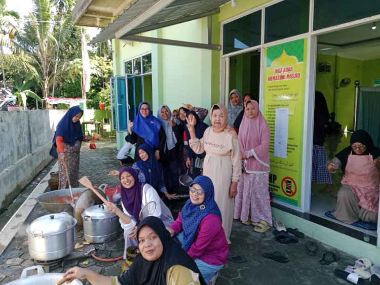 Takbir, Pelaksanaan Qurban Mushalla Al Amin Podomoro Bukit Mas Berjalan Lancar